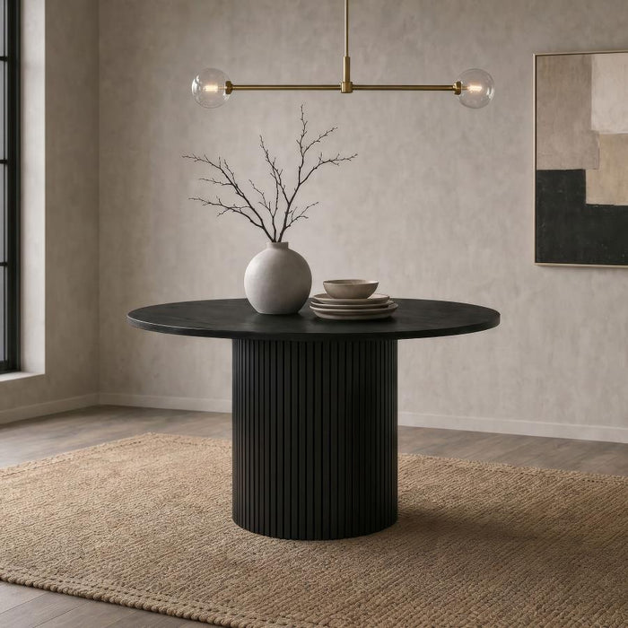 Oakmere Round Dining Table