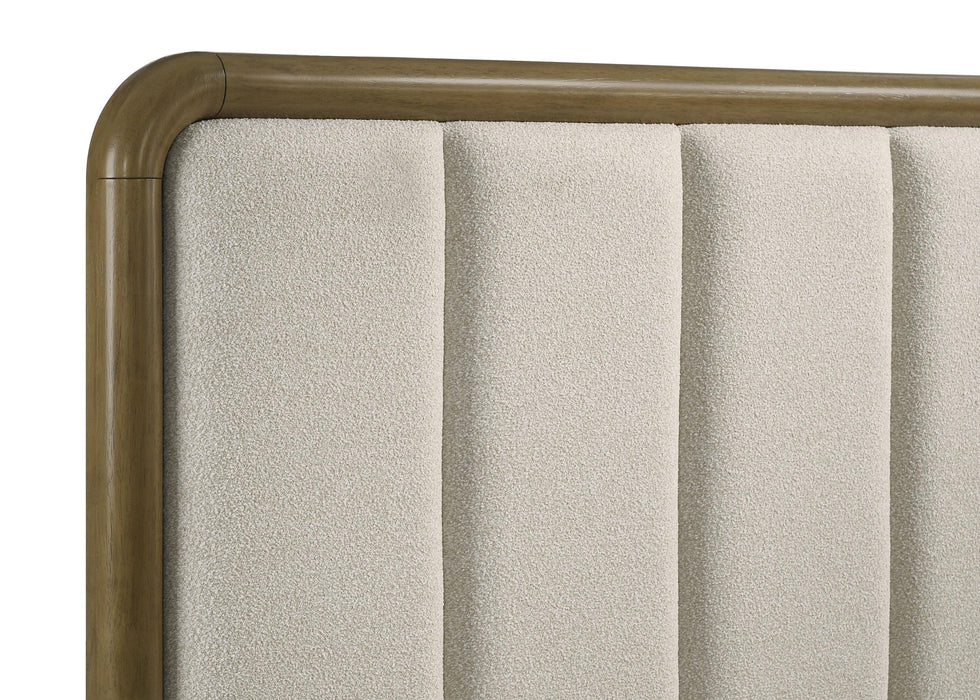 Amsbury Bed